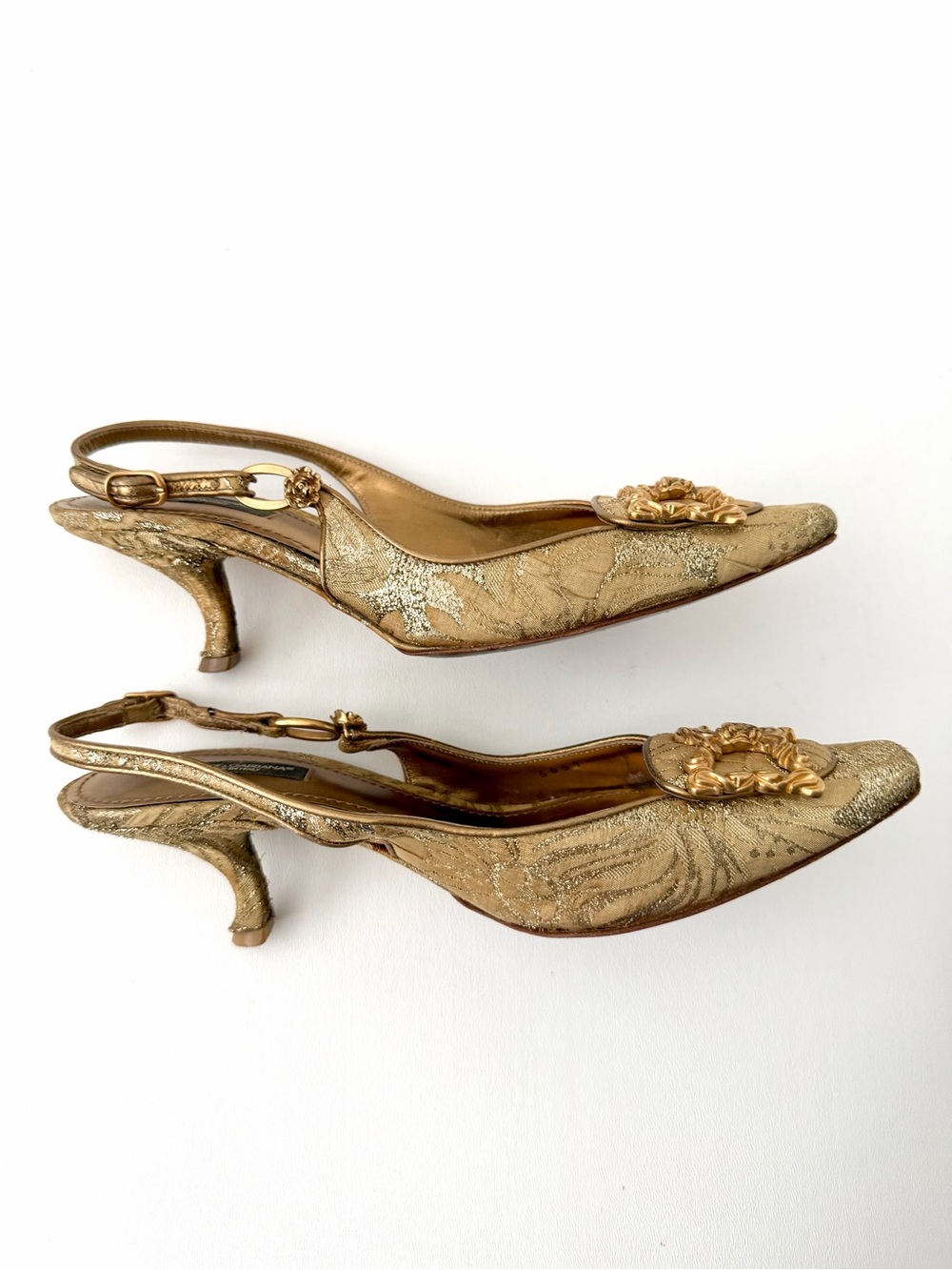 DOLCE & GABBANA | Vintage Gold Brocade Slingback Kitten Heel Pumps EU 37.5 - Picture 8 of 17